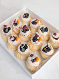 Load image into Gallery viewer, English Cream Drop Scones