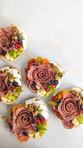 Load image into Gallery viewer, Mini Heart Board