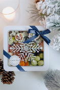 Load image into Gallery viewer, Holiday Tin